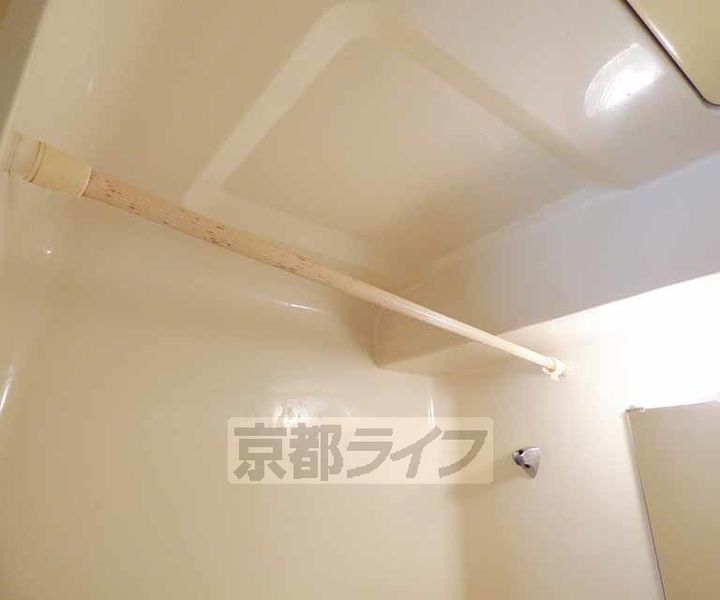 京都府京都市右京区嵯峨朝日町の賃貸マンションの風呂