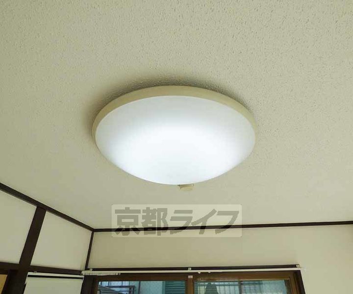 京都府京都市右京区嵯峨朝日町の賃貸マンションの内装