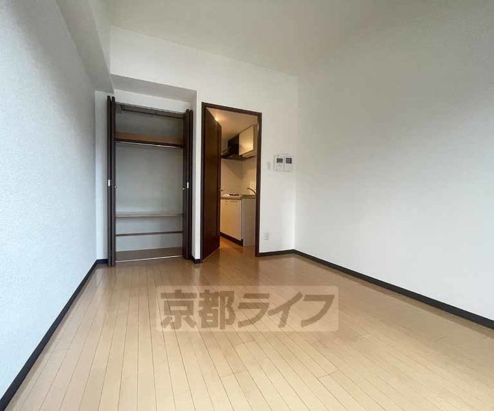 アクロス京都西大路の居間