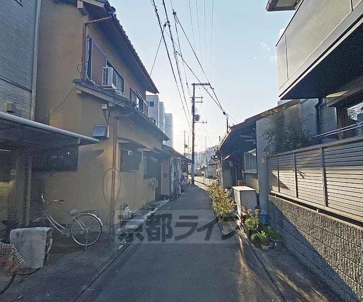 ラフォーレ西ノ京5102の周辺