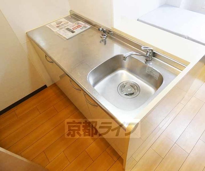 レスペランス西小路のキッチン