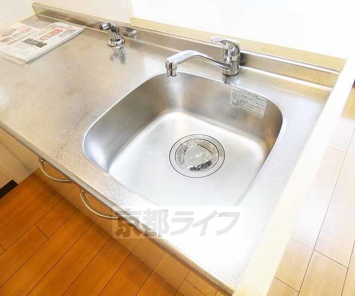 レスペランス西小路のキッチン