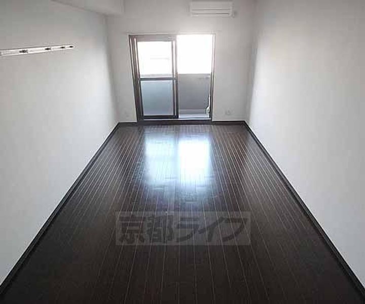 レシベ保原Ⅱ102の居間