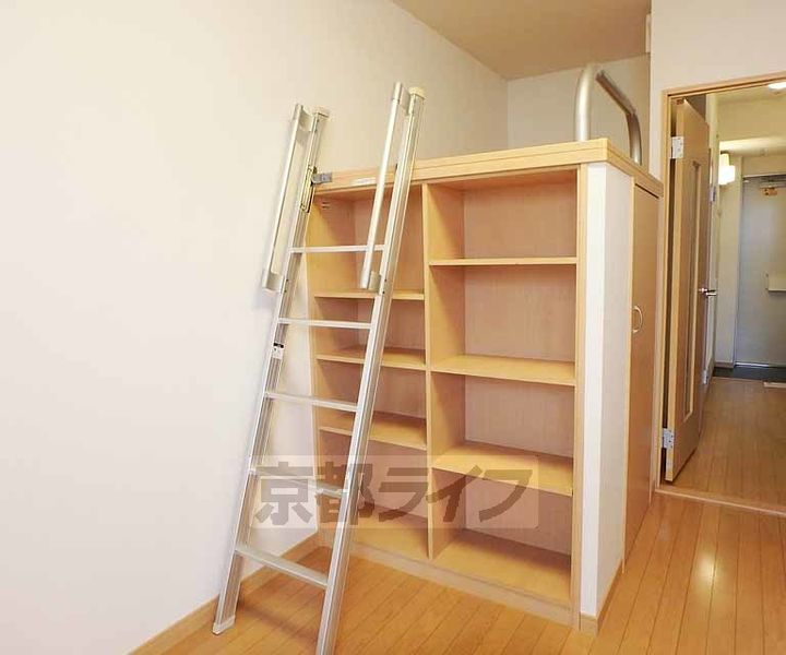 京都府京都市西京区牛ヶ瀬新田泓町の賃貸アパートの内装