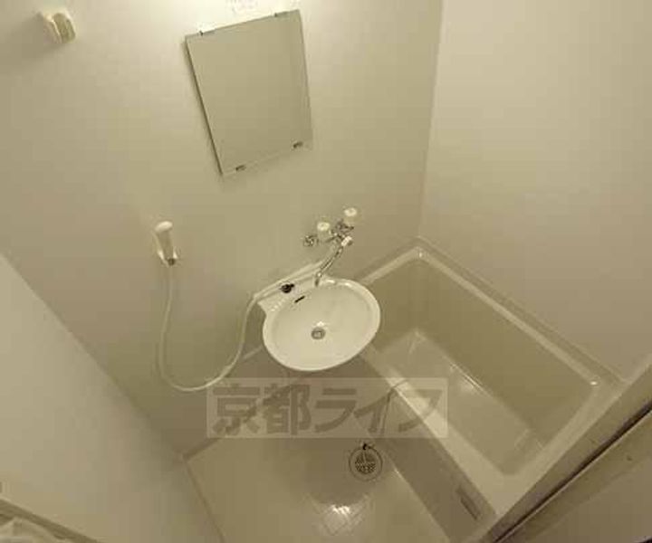 レオパレスUrban桂坂の風呂