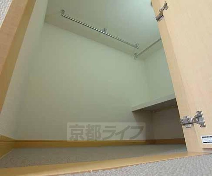 レオパレスUrban桂坂の内装