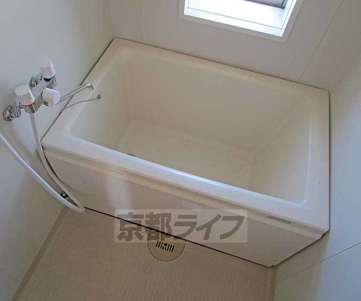 メゾンド・ポンヌフ201の風呂