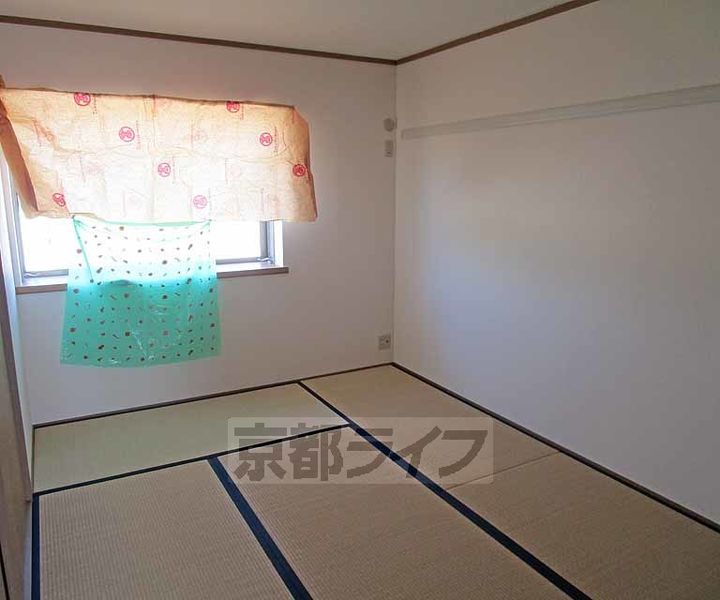 メゾンド・ポンヌフ201の寝室