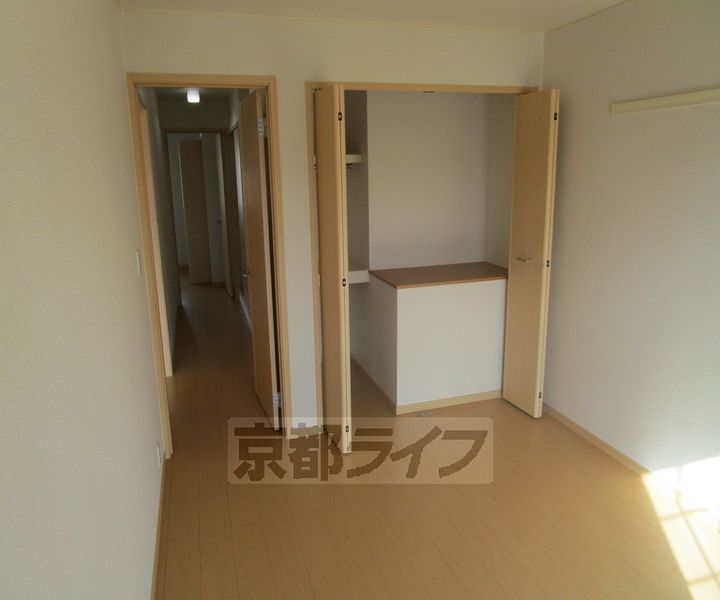 雅 壱番館203の子供部屋