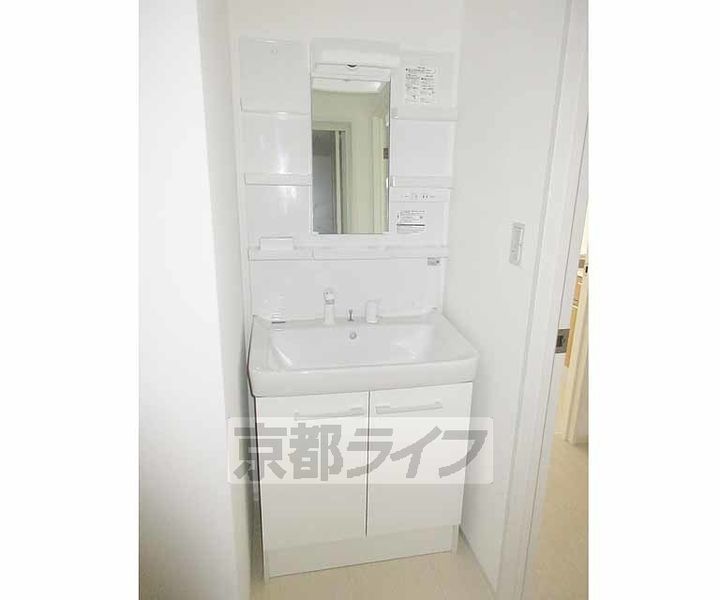 京都府京都市山科区大宅沢町の賃貸マンションの内装