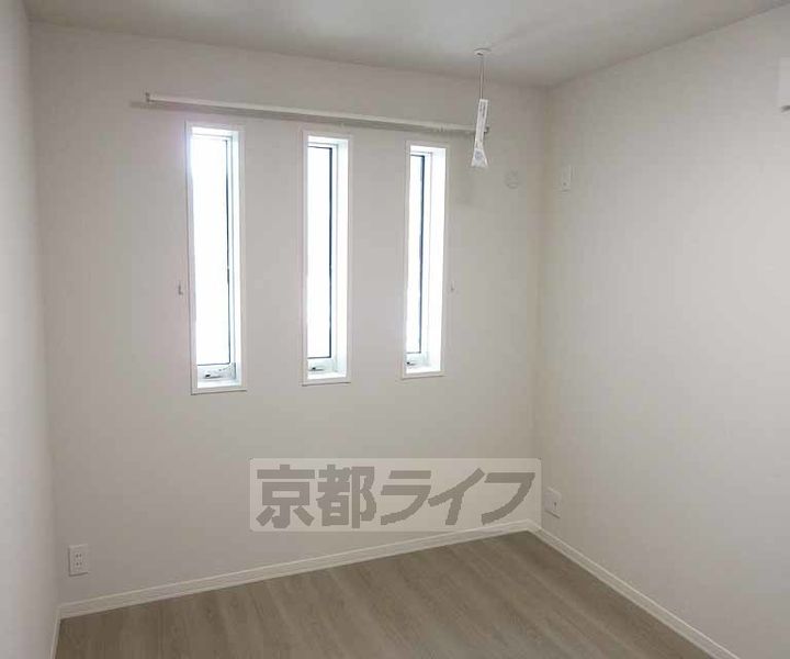Via Sole やましな306の居間