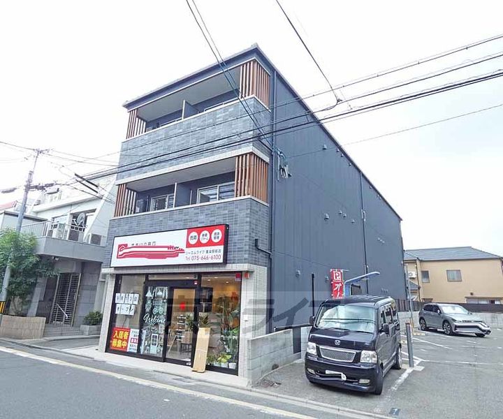 リーエム・ド 墨染駅前の外観