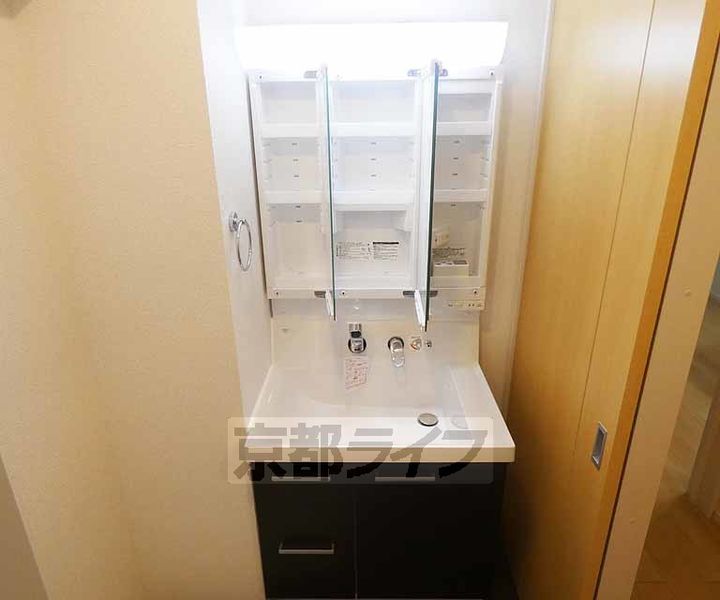 京都府京都市伏見区淀際目町の賃貸アパートの内装
