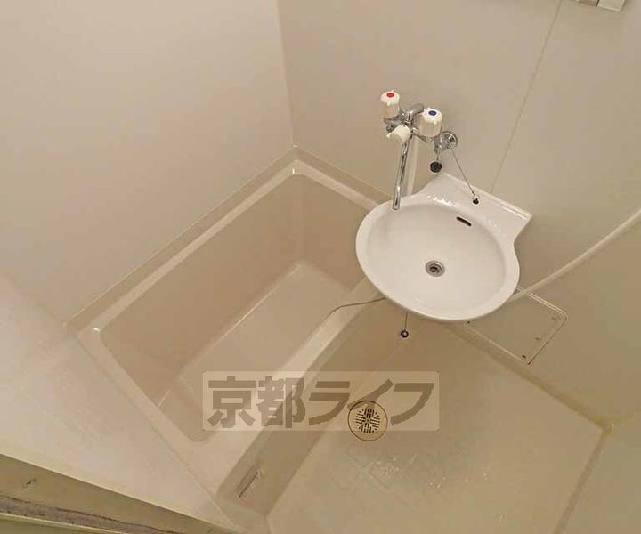 レオパレスMOMOYAMAの風呂