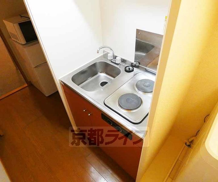 レオパレス 紅雪北のキッチン