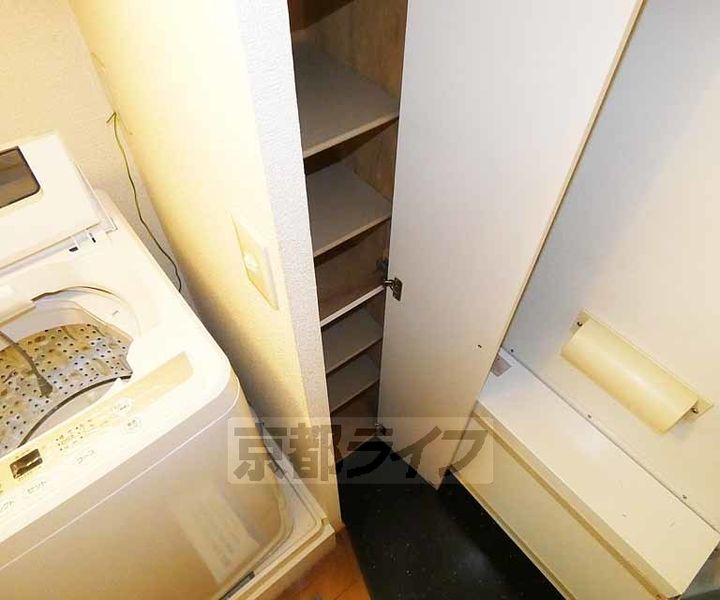 レオパレス 紅雪北の玄関