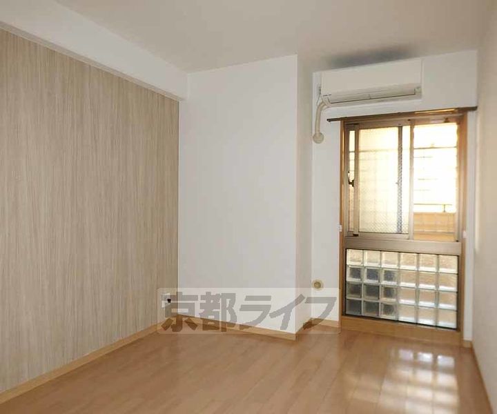 京都府京都市伏見区京町3丁目の賃貸マンションの寝室