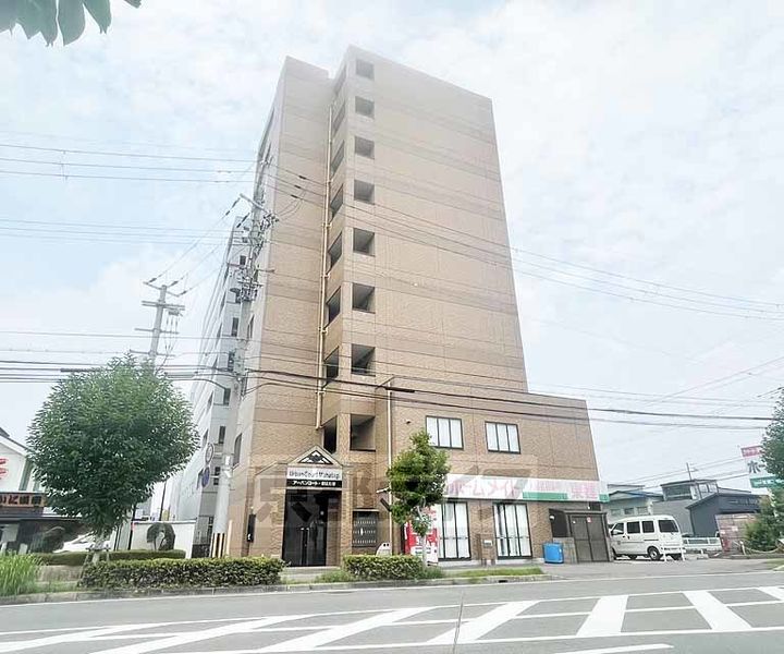京都府京都市伏見区竹田藁屋町の賃貸マンションの外観