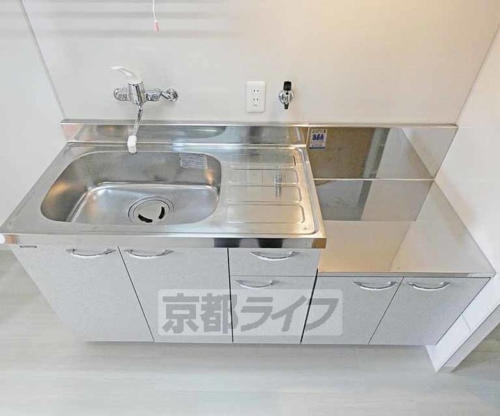 メゾン・ナイスリー3Cのキッチン