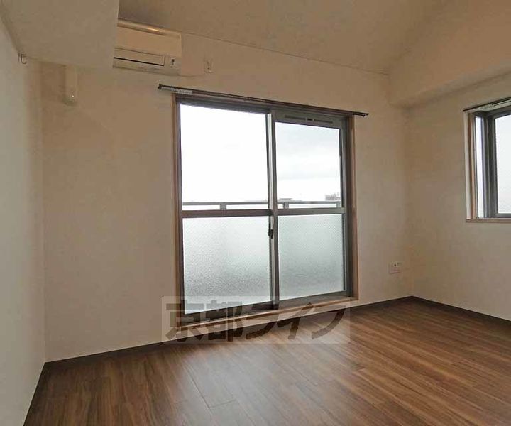 メゾン・ナイスリー3Cの居間