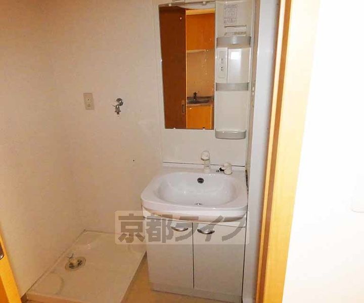 京都府京都市伏見区深草大門町の賃貸マンションの内装