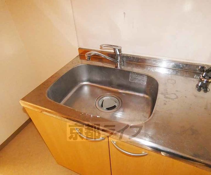 京都府京都市伏見区深草大門町の賃貸マンションのキッチン