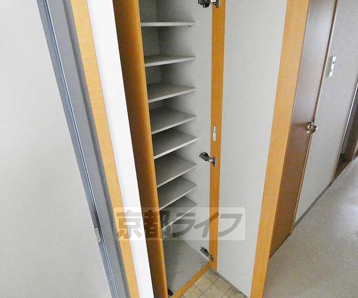 京都府京都市伏見区深草大門町の賃貸マンションの内装