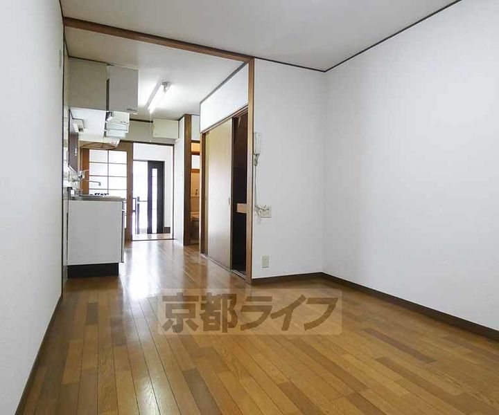 京都府京都市伏見区深草小久保町(一戸建)の賃貸物件1の居間