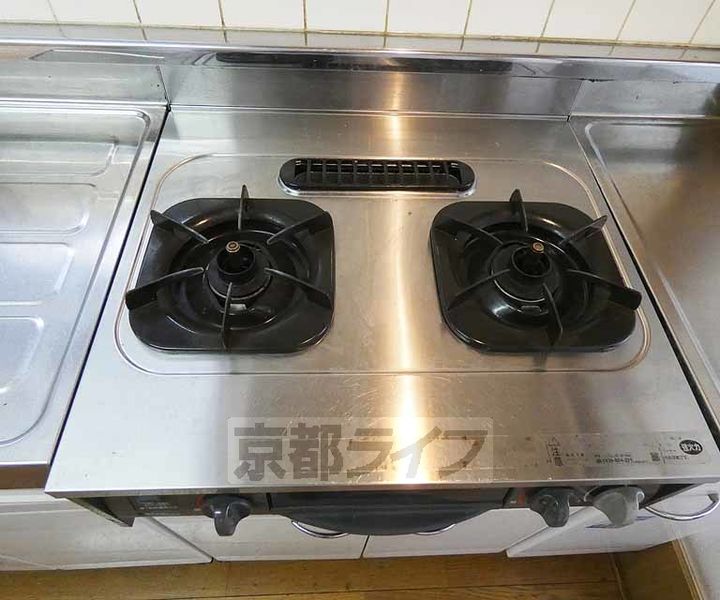 京都府京都市伏見区深草小久保町(一戸建)の賃貸物件1のキッチン