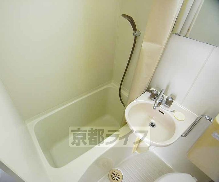 京都府京都市伏見区深草ヲカヤ町の賃貸マンションの風呂