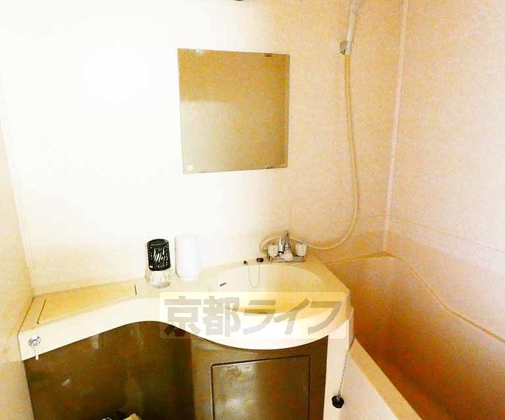 京都府京都市伏見区竹田浄菩提院町の賃貸マンションの内装