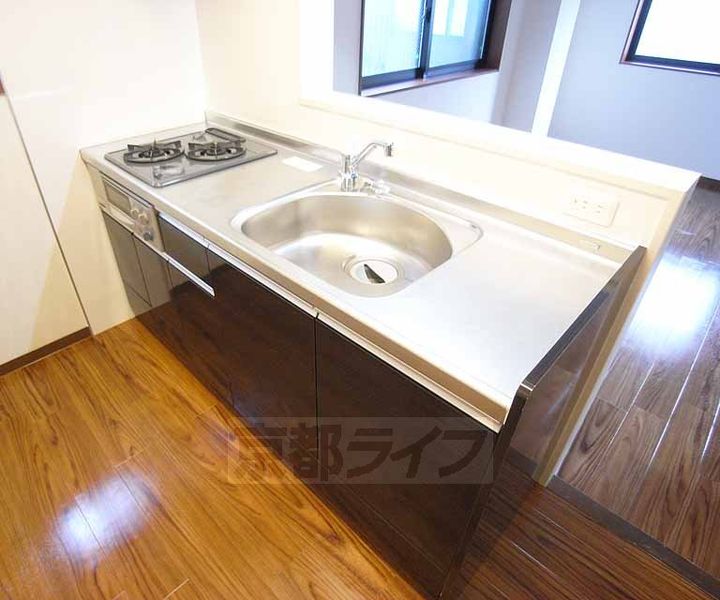 京都府京都市伏見区白銀町の賃貸マンションのキッチン