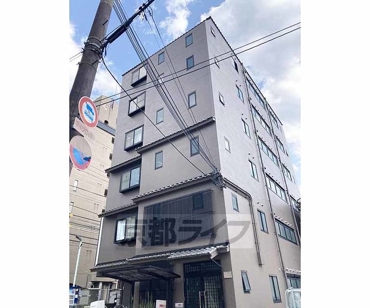 Noble Village602の外観