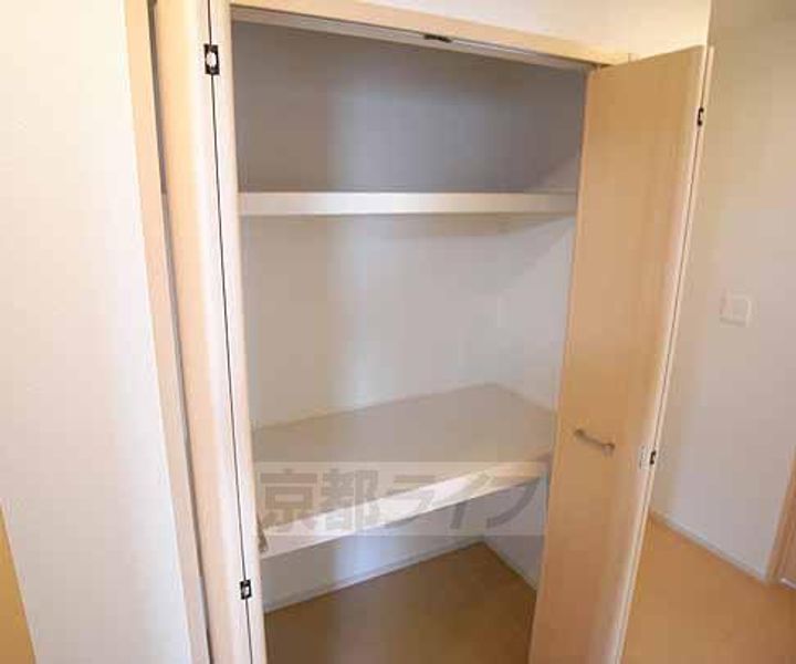 ヴィラ花水木202の内装