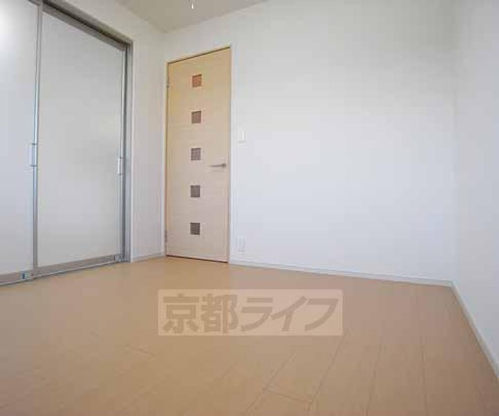 ヴィラ花水木202の居間