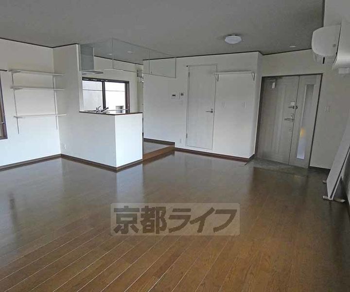 丹波橋ビル3Fの居間