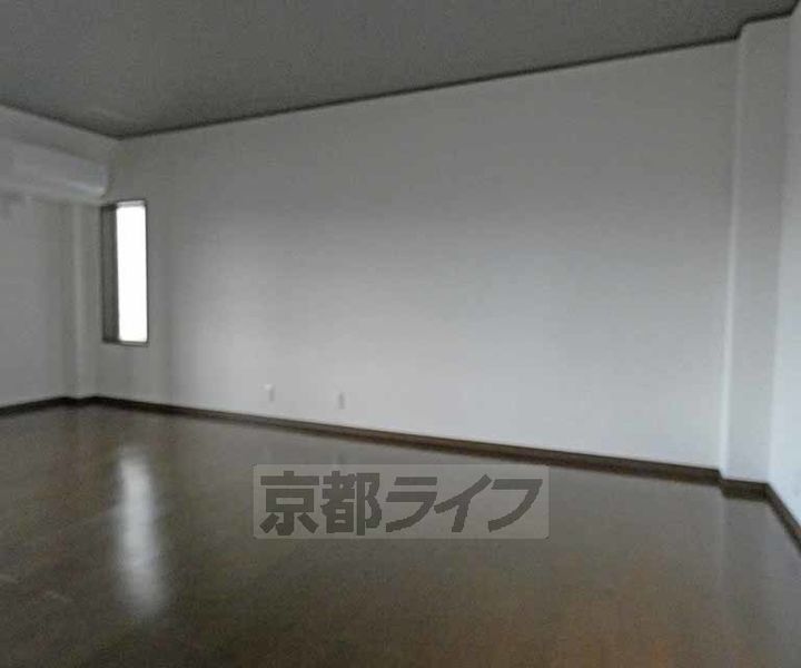 丹波橋ビル3Fの居間