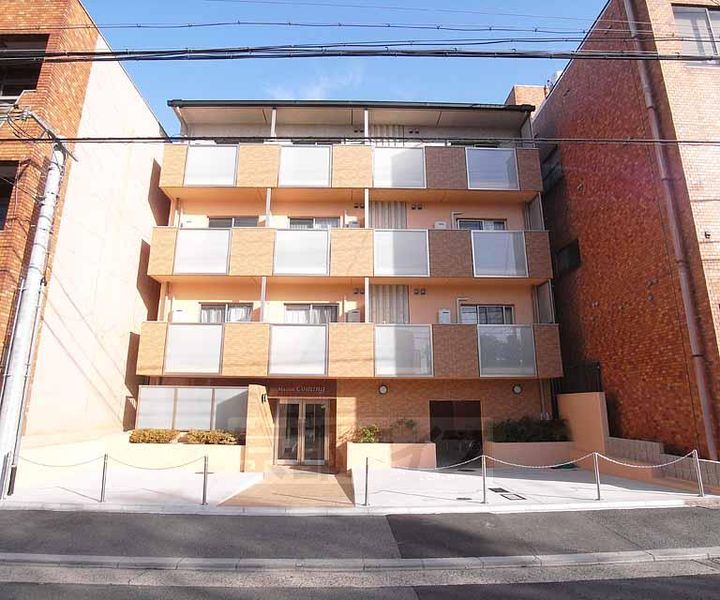 京都府京都市伏見区深草西浦町3丁目の賃貸マンションの外観