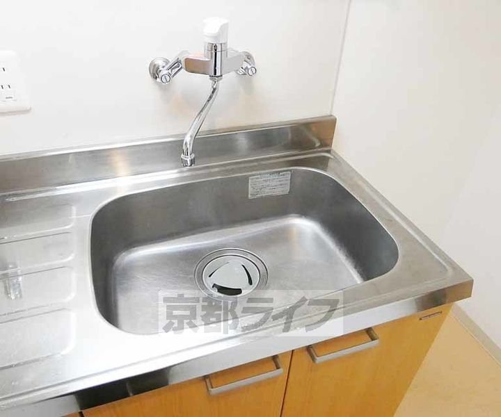 京都府京都市伏見区深草西浦町3丁目の賃貸マンションのキッチン