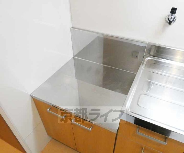 京都府京都市伏見区深草西浦町3丁目の賃貸マンションのキッチン