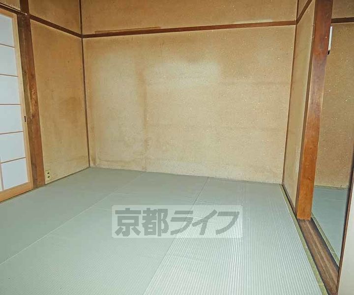 丸阿荘の居間