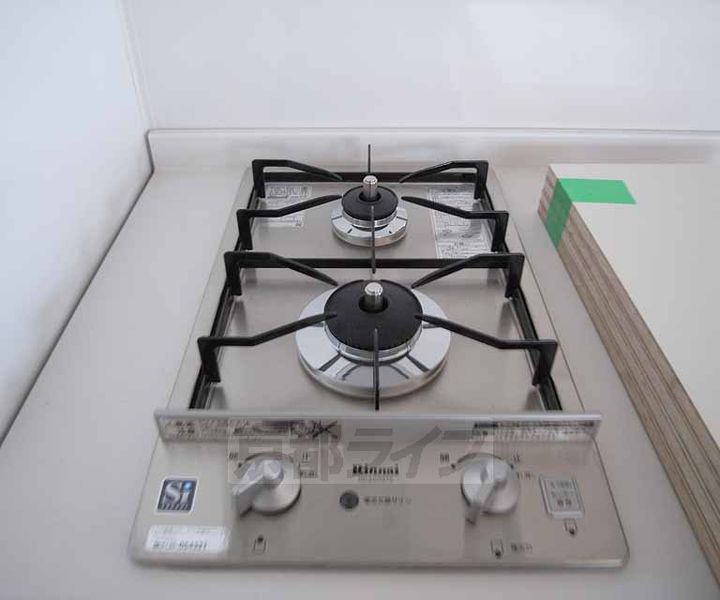 京都府京都市伏見区加賀屋町の賃貸マンションのキッチン