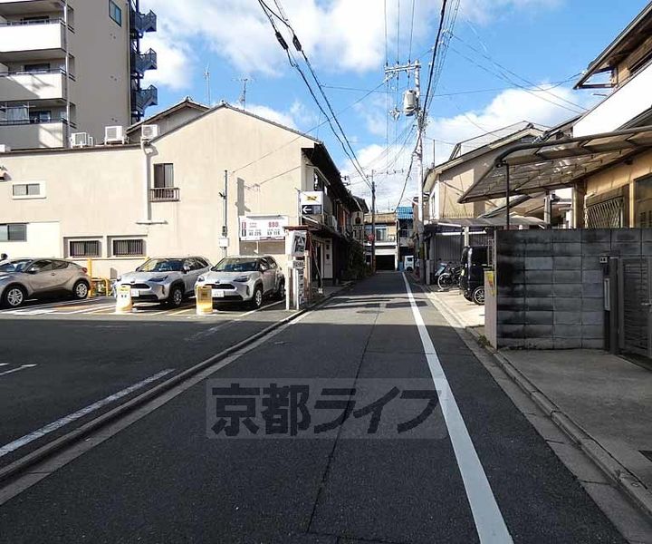 京都府京都市上京区一条通六軒町西入2丁目西今出川町の賃貸マンションの周辺