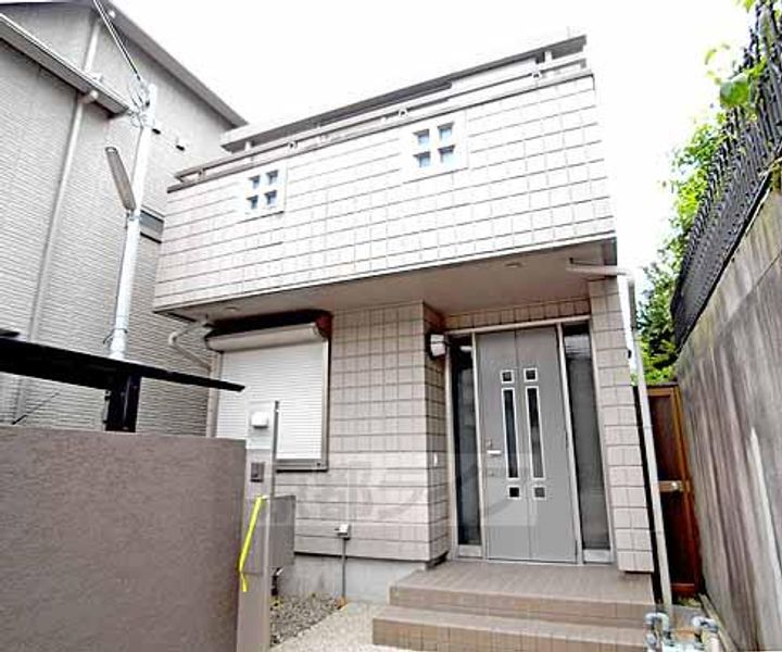 京都府京都市北区小山板倉町(一戸建)の賃貸物件の外観