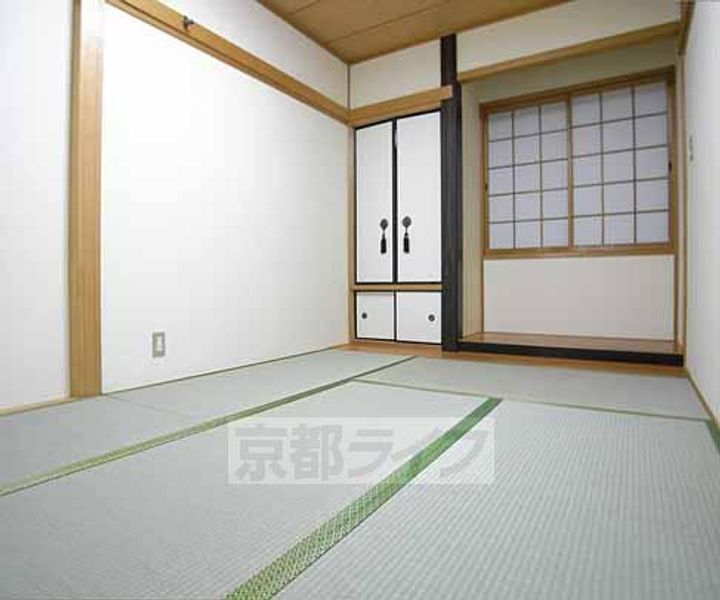 京都府京都市北区小山板倉町(一戸建)の賃貸物件の居間