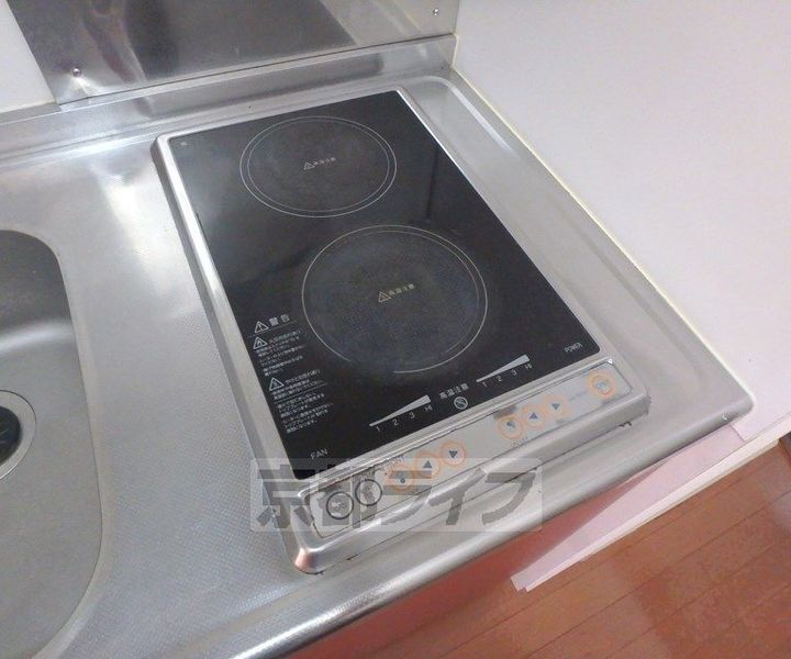 京都府京都市北区西賀茂鹿ノ下町の賃貸アパートのキッチン