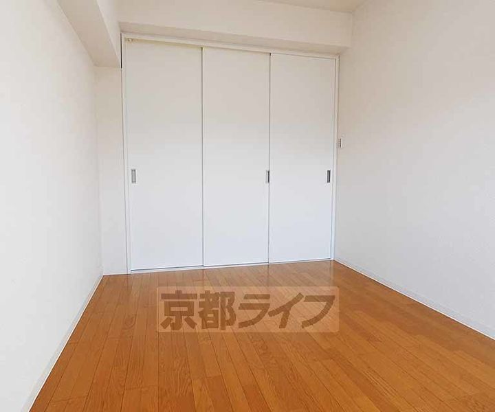 クラレンスハウス303の居間