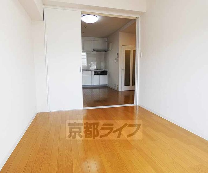 クラレンスハウス303の居間