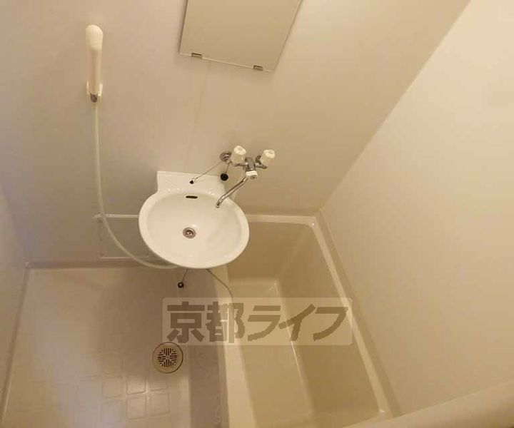 レオパレス吉川204の風呂