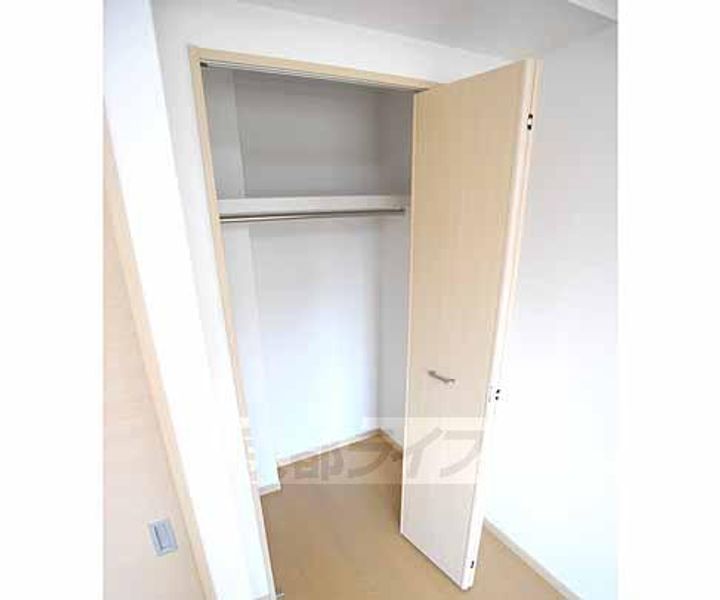 京都府京都市北区西賀茂蟹ケ坂町の賃貸マンションの内装